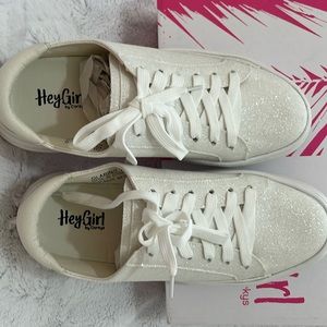 Corky white glitter glaring size 8